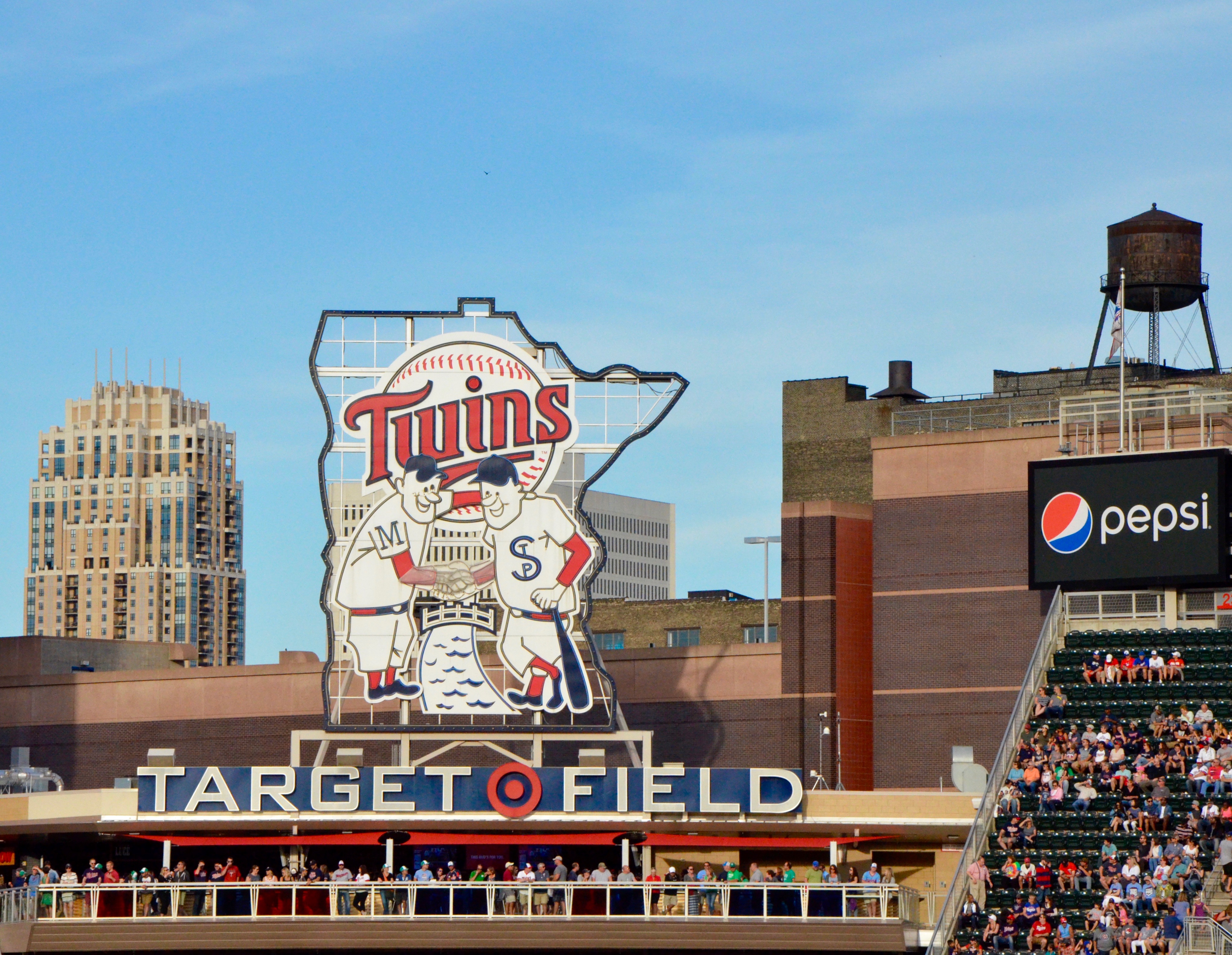 TARGET FIELD SIGN DAY