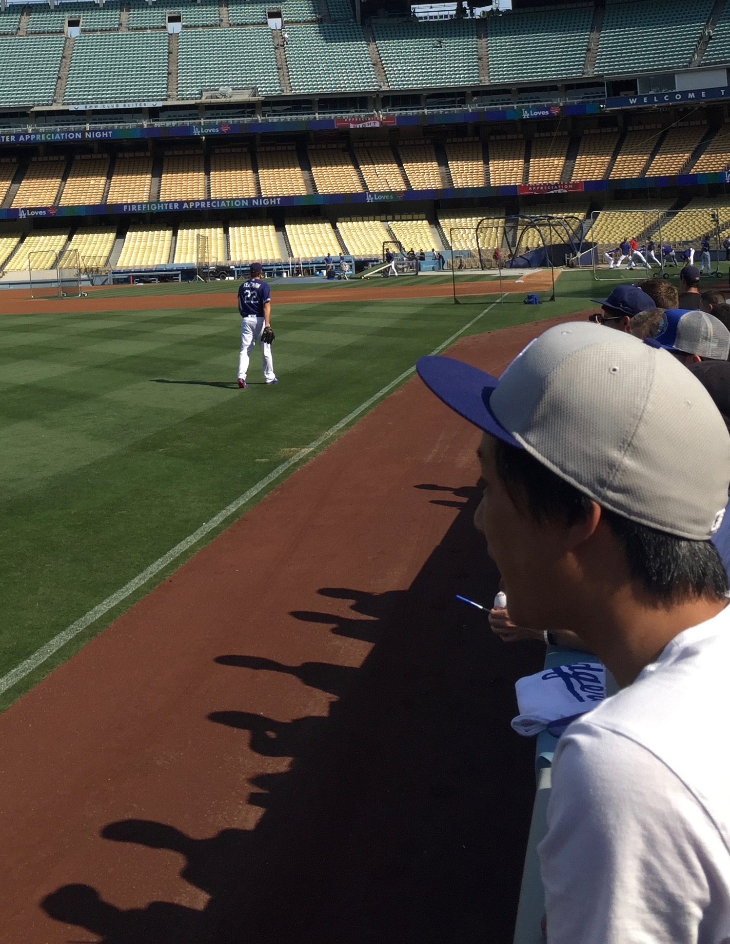 Clayton Kershaw exits the field