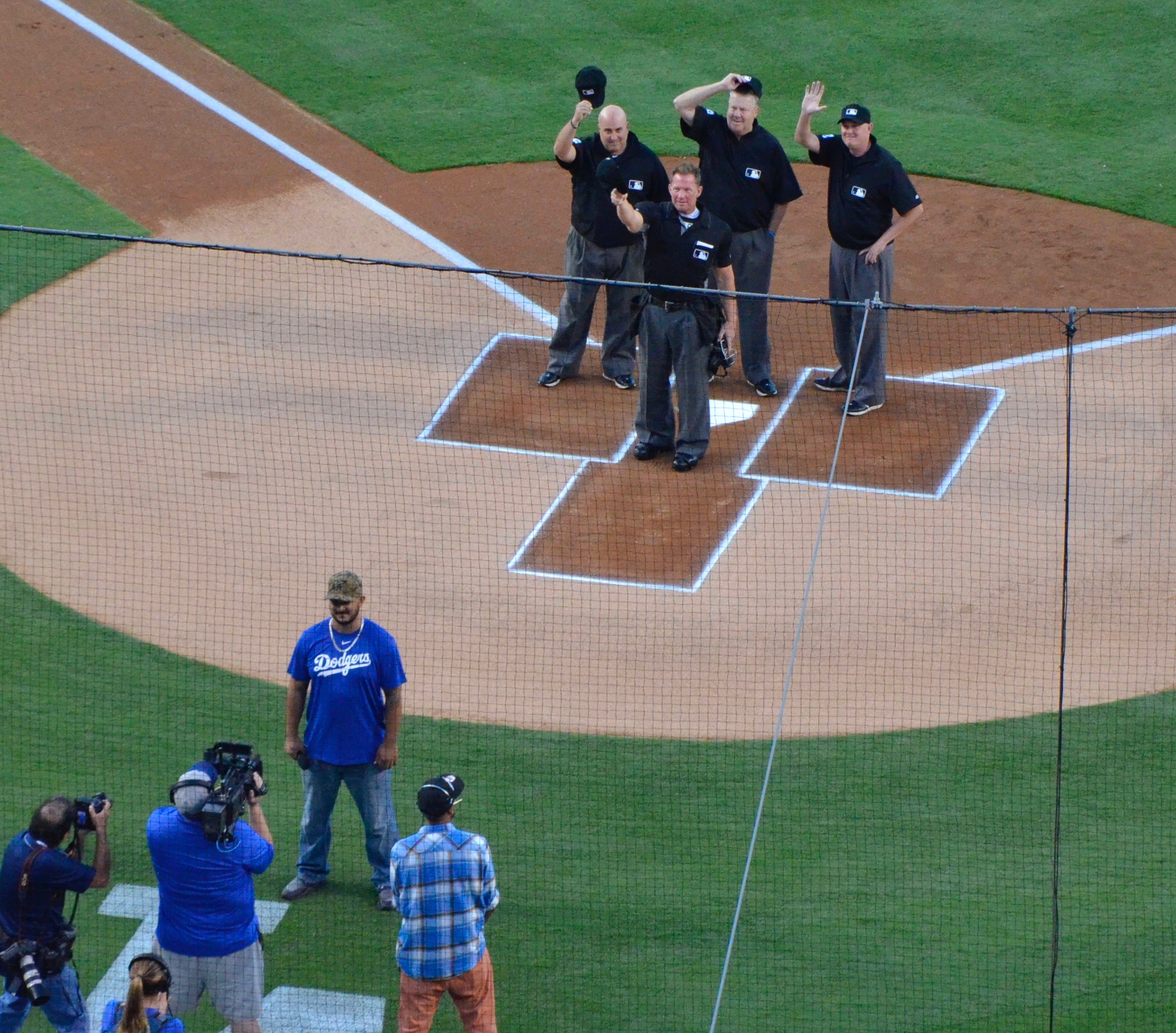 Umpires Saluting Vin Scully
